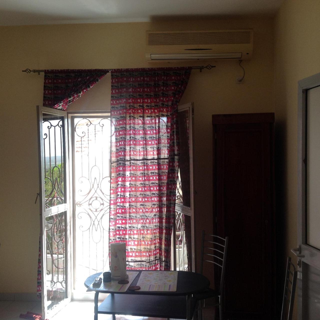 Chez Mimi Toubab Dialaw Exterior foto